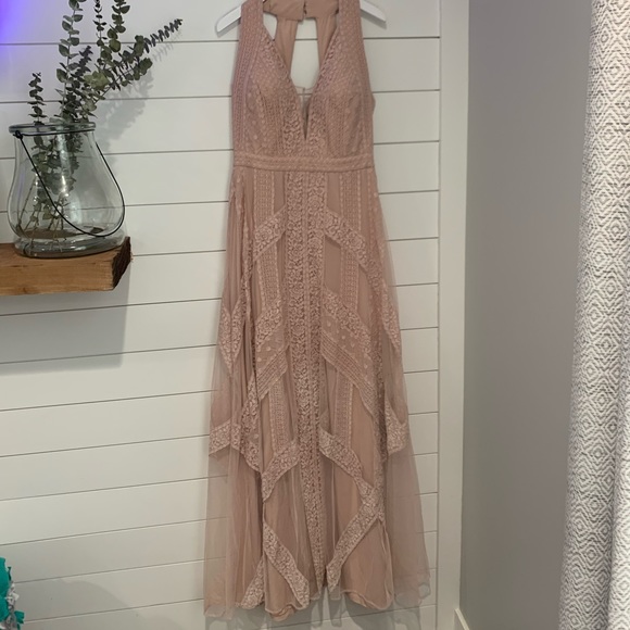 BCBG blush lace dress - Picture 3 of 5